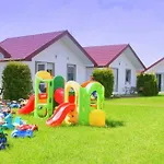 Koral Klimatyzacja-ogrzewanie Mega Place Zabaw Swietlica Vakantiehuis *