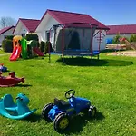 Hébergement de vacances Koral Klimatyzacja-ogrzewanie Mega Place Zabaw Swietlica