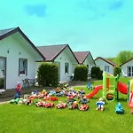 Koral Klimatyzacja-ogrzewanie Mega Place Zabaw Swietlica Vakantiehuis